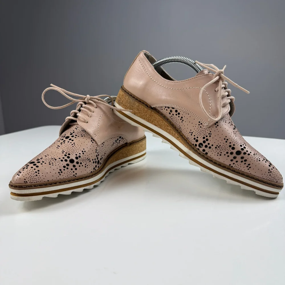 Dorking Fluchos Made in Spain Lace perforated wedge shoes pink size 6 EU 36 - Picture 2 of 11